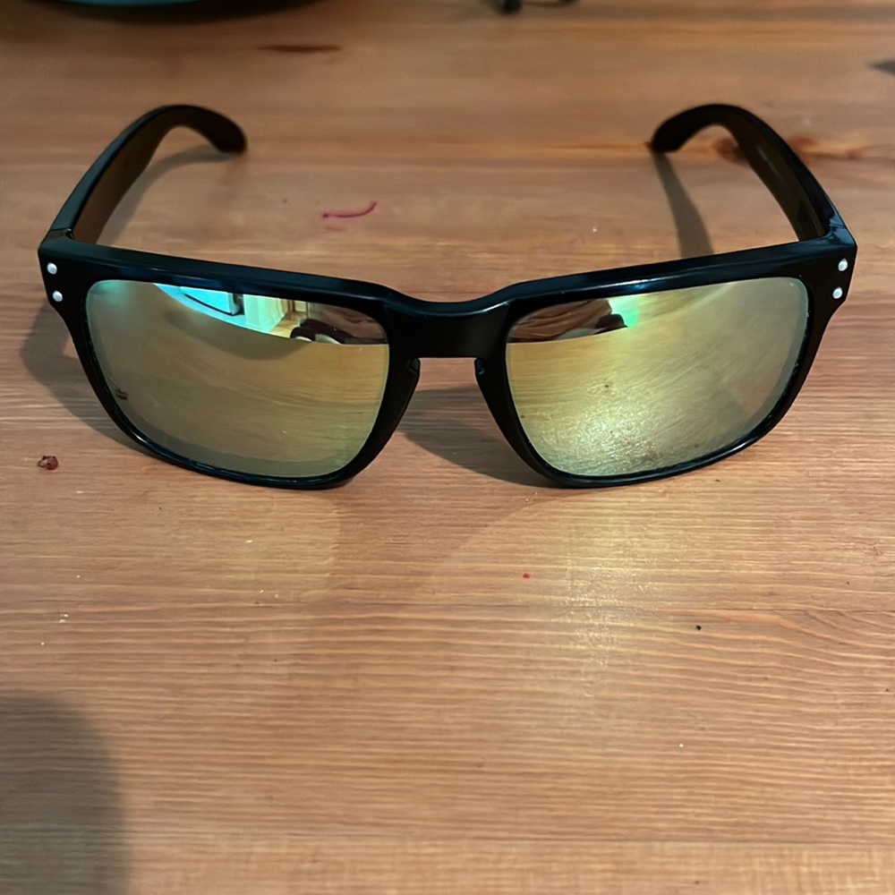 Oakley Holbrook sunglasses